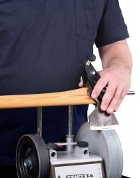 AX-40 Dispositif pour haches