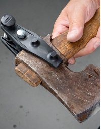 AX-40 Dispositif pour haches