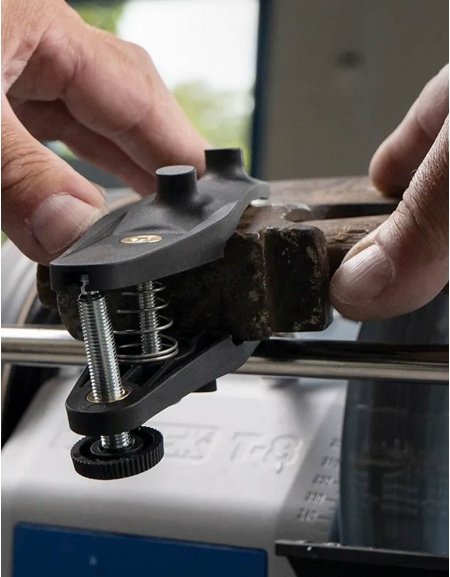 AX-40 Dispositif pour haches